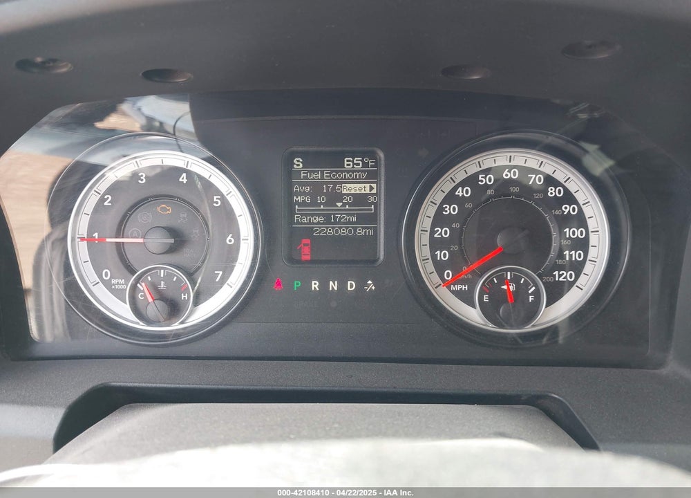 2014 RAM 1500 VIN: 1C6RR7GT5ES176485