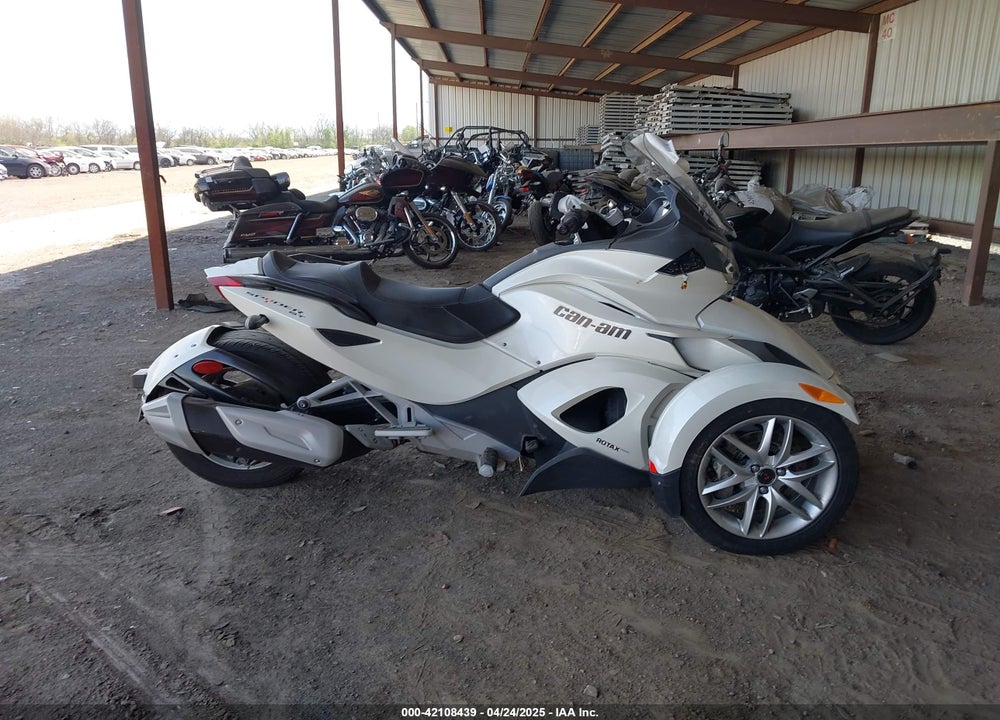 2014 CAN-AM SPYDER ROADSTER ST/STS/ST LIMITED VIN: 2BXNCBC12EV000700