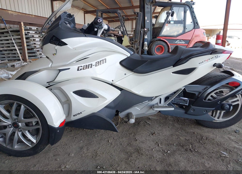 2014 CAN-AM SPYDER ROADSTER ST/STS/ST LIMITED VIN: 2BXNCBC12EV000700