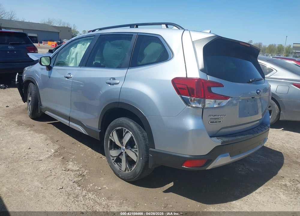 2021 SUBARU FORESTER VIN: JF2SKAXC0MH447252