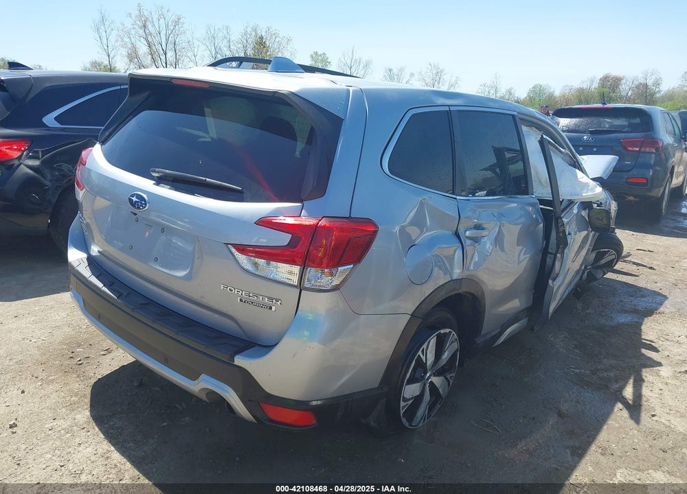 2021 SUBARU FORESTER VIN: JF2SKAXC0MH447252