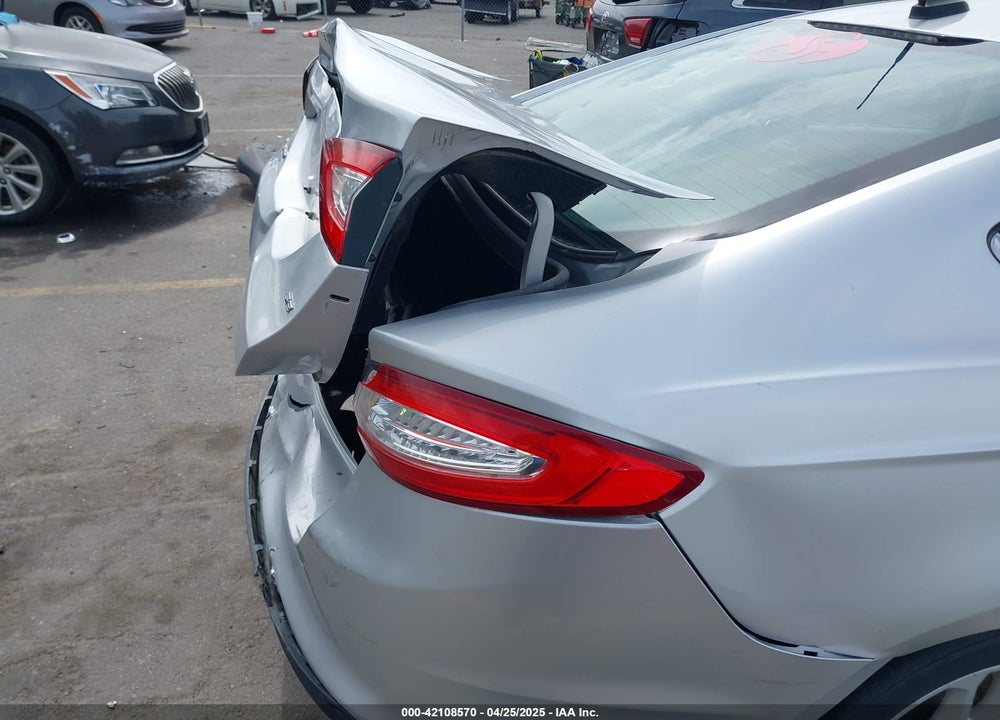 2014 FORD FUSION SE VIN: 3FA6P0H74ER392758