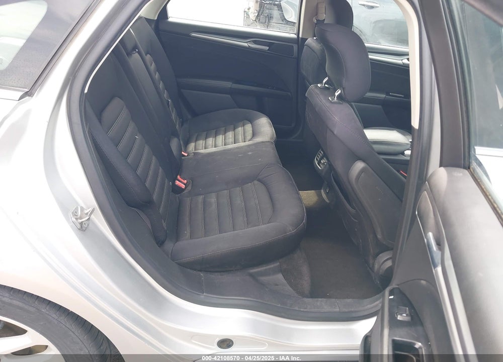 2014 FORD FUSION SE VIN: 3FA6P0H74ER392758