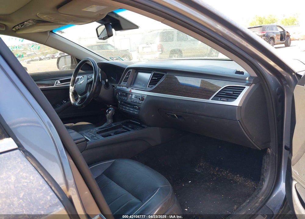 2016 HYUNDAI GENESIS VIN: KMHGN4JE2GU126425