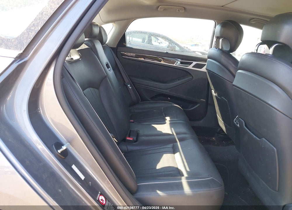 2016 HYUNDAI GENESIS VIN: KMHGN4JE2GU126425