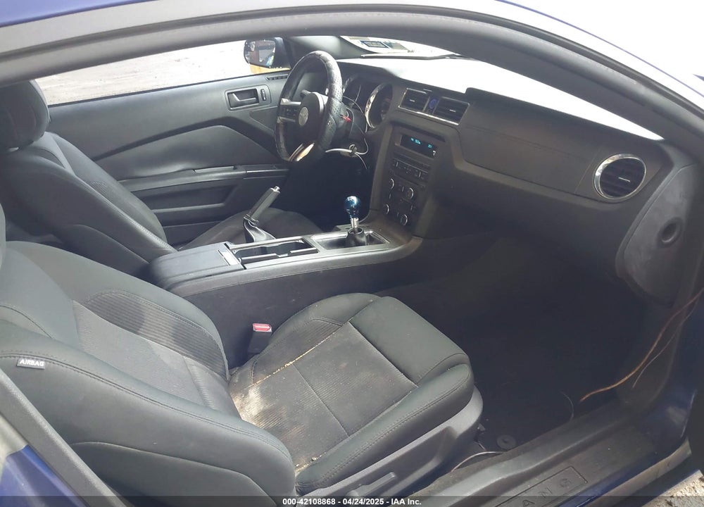 2014 FORD MUSTANG V6 VIN: 1ZVBP8AM1E5326255