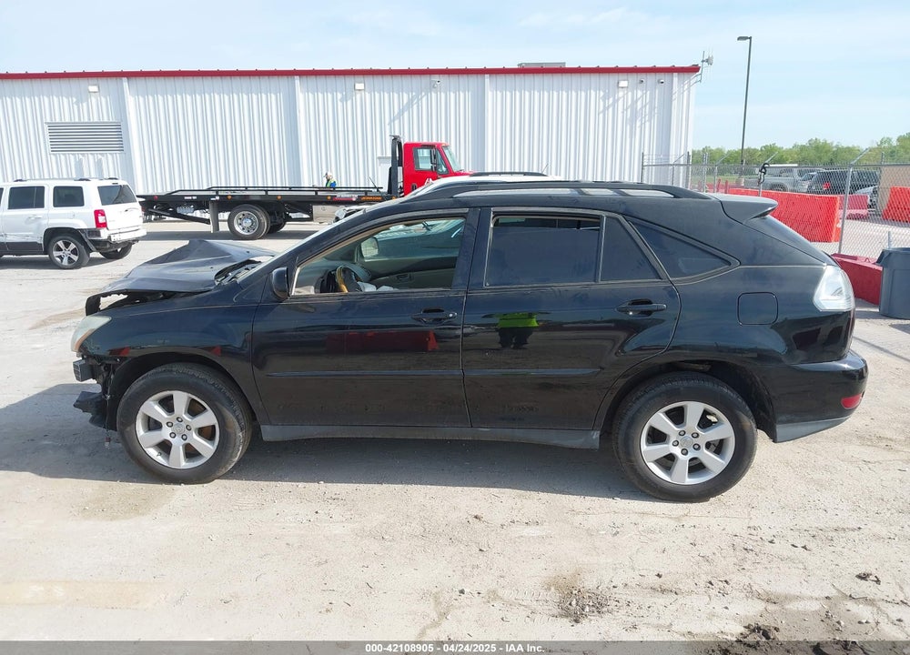 2005 LEXUS RX 330 VIN: 2T2HA31U05C070268