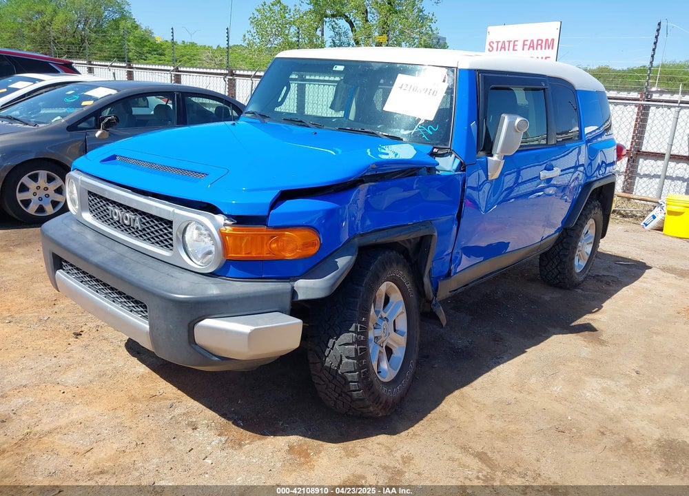 2007 TOYOTA FJ CRUISER VIN: JTEZU11F470014302