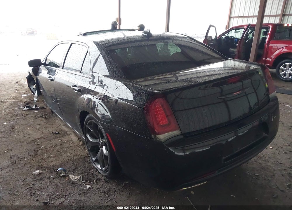2022 CHRYSLER 300 S VIN: 2C3CCABGXNH236568