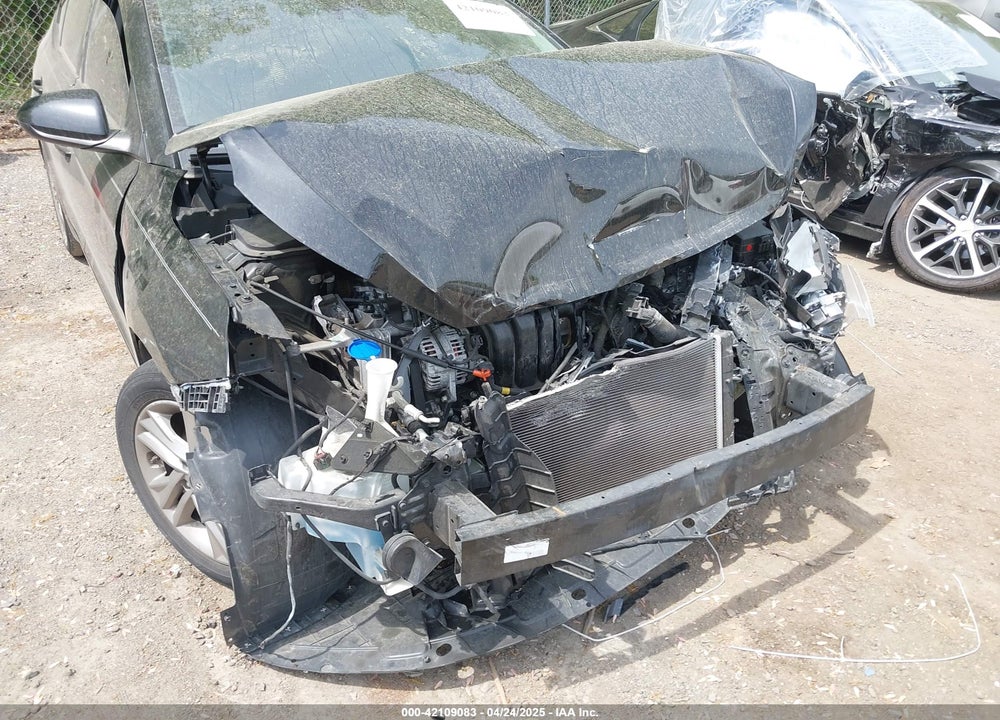 2020 HYUNDAI ELANTRA VIN: 5NPD84LF4LH500204
