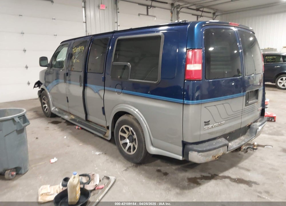 2003 GMC SAVANA UPFITTER VIN: 1GDFH15T931143972
