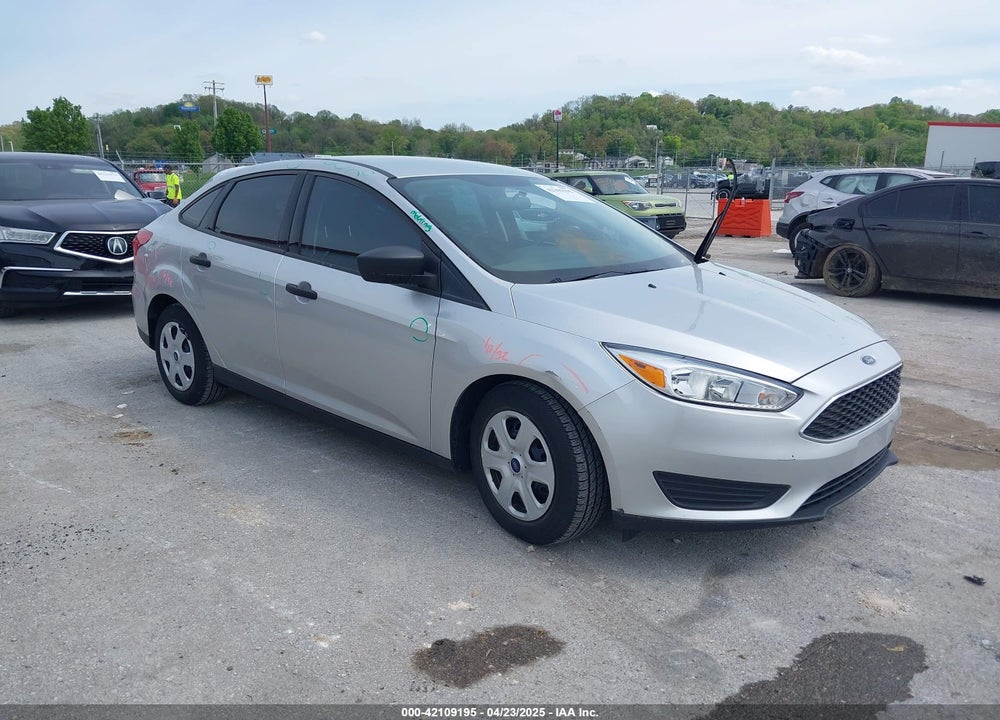 2018 FORD FOCUS S VIN: 1FADP3E26JL251622