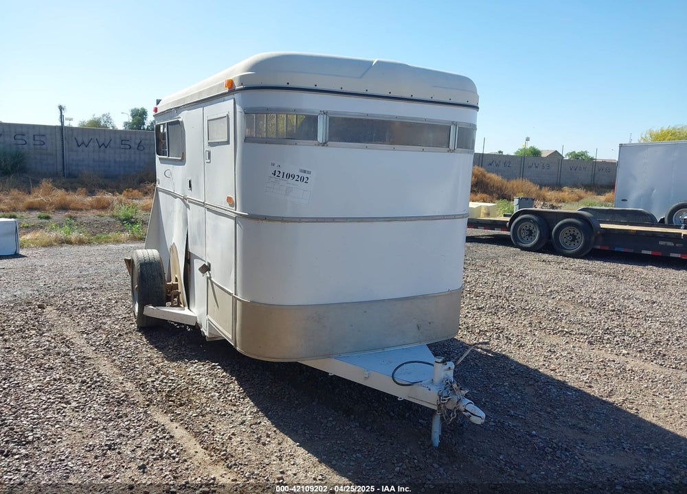 1981 CIRCLE J HORSE TRAILER VIN: WT14146