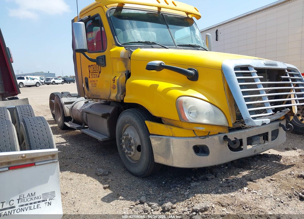 2013 FREIGHTLINER CASCADIA 125 --- VIN: 3AKJGEDV8DSBA8496