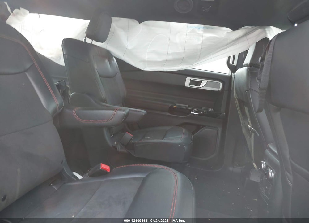 2023 FORD EXPLORER VIN: 1FMSK7KH3PGA99652