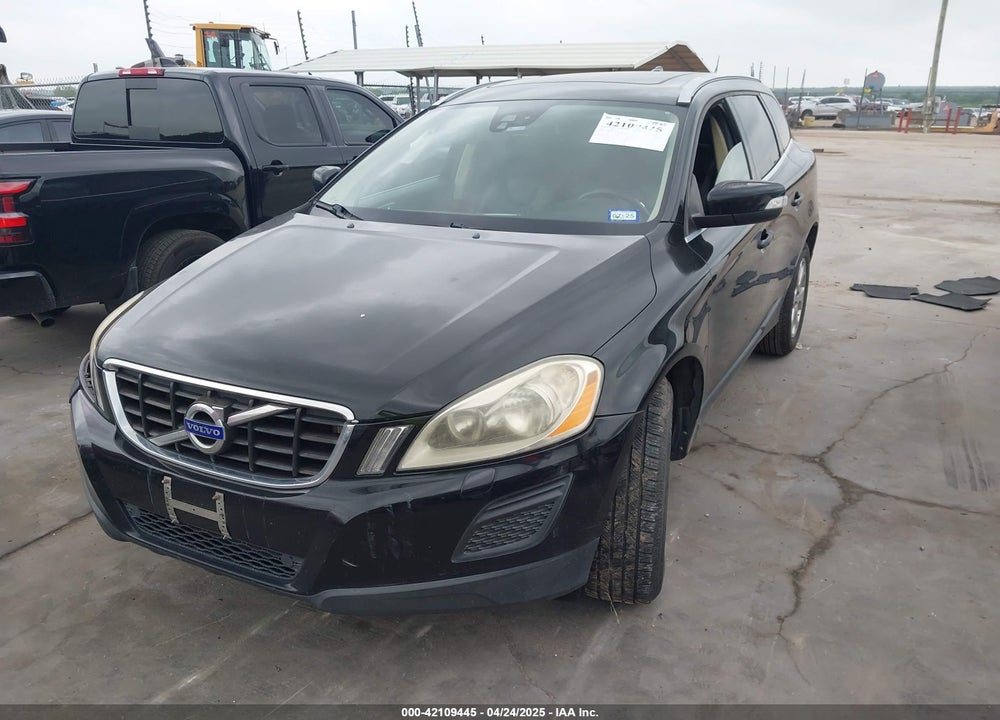 2013 VOLVO XC60 VIN: YV4940DLXD2431274