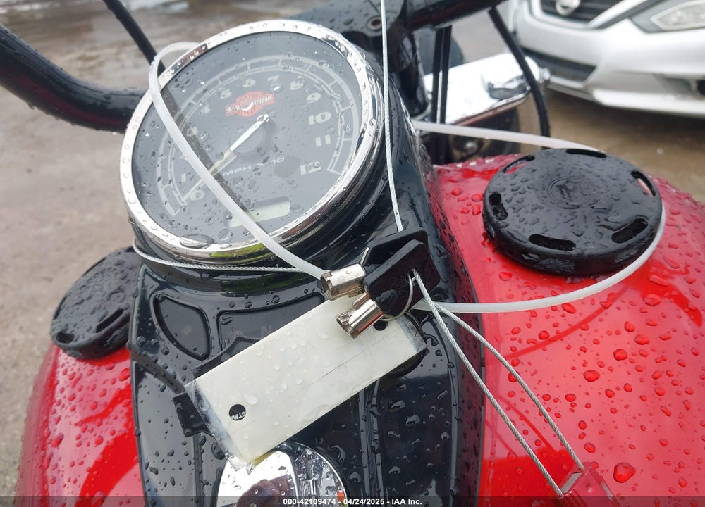 2013 HARLEY-DAVIDSON FLS VIN: 1HD1JRV1XDB051585
