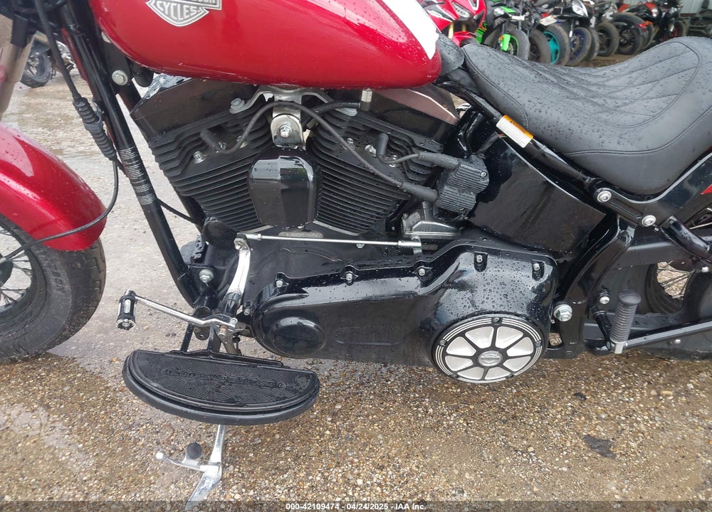 2013 HARLEY-DAVIDSON FLS VIN: 1HD1JRV1XDB051585