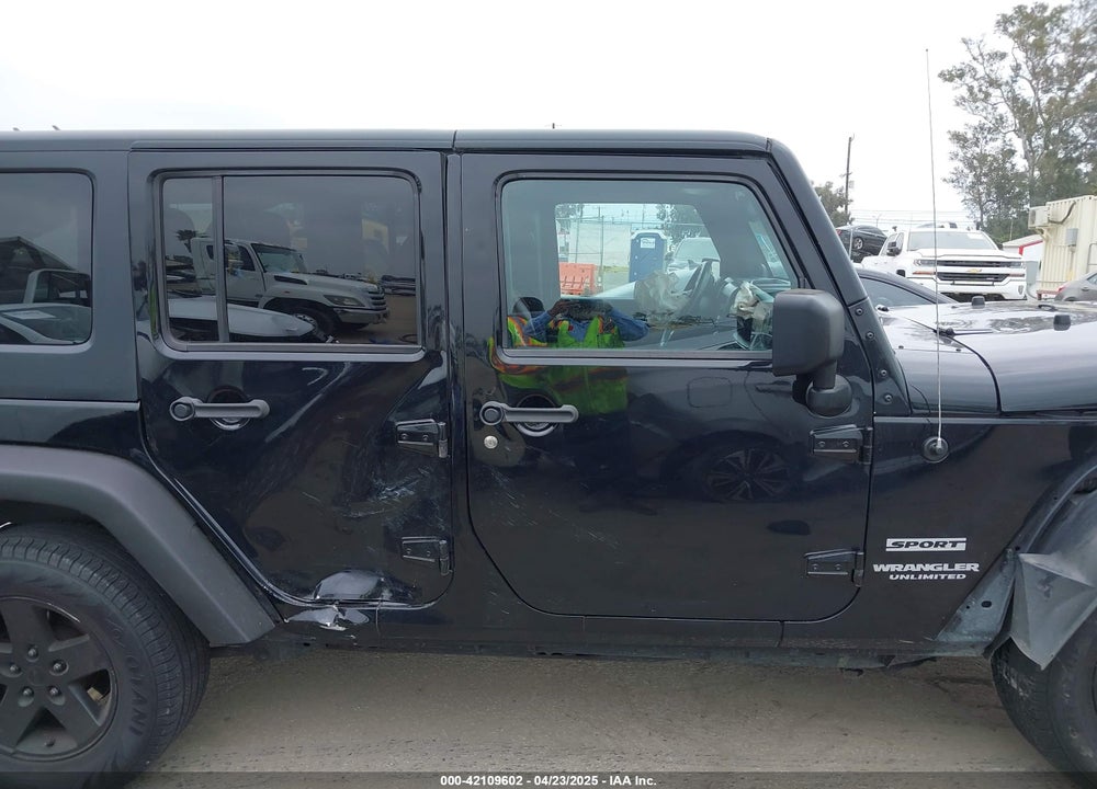 2014 JEEP WRANGLER UNLIMITED SPORT VIN: 1C4BJWDG5EL222524