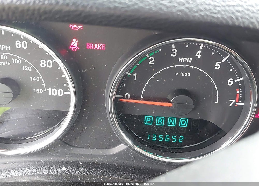 2014 JEEP WRANGLER UNLIMITED SPORT VIN: 1C4BJWDG5EL222524