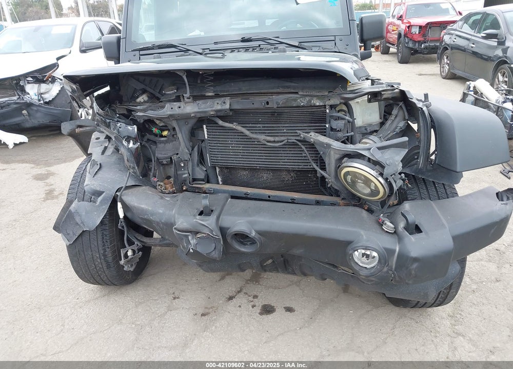 2014 JEEP WRANGLER UNLIMITED SPORT VIN: 1C4BJWDG5EL222524