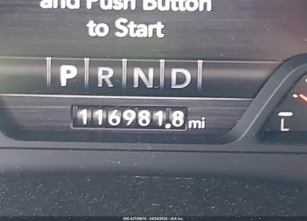 2019 RAM 1500 VIN: 1C6RRFFG2KN696717