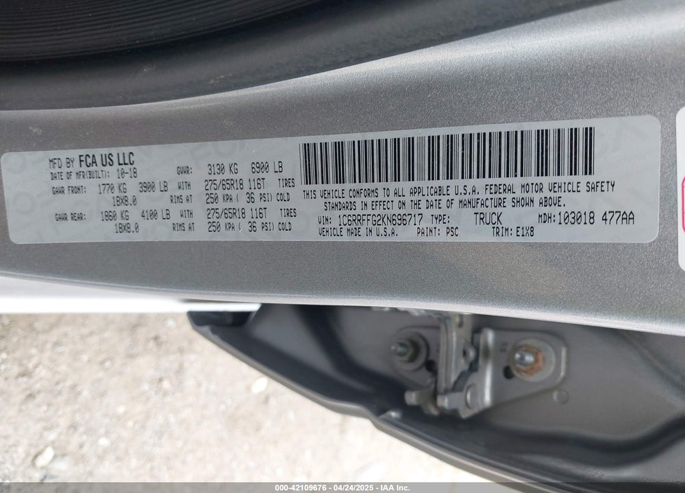 2019 RAM 1500 VIN: 1C6RRFFG2KN696717