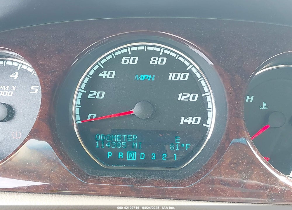 2011 BUICK LUCERNE CXL PREMIUM VIN: 1G4HJ5EM4BU111540