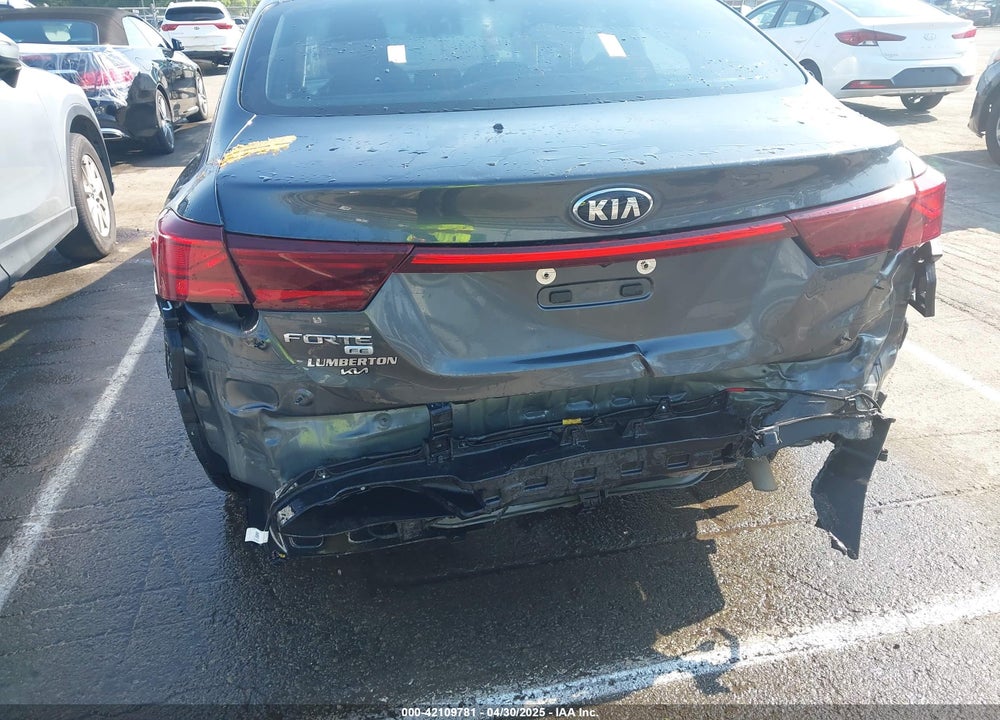 2021 KIA FORTE VIN: 3KPF24AD0ME322311