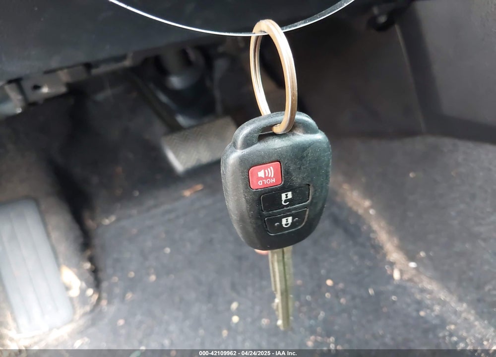 2013 TOYOTA RAV4 VIN: 2T3WFREV7DW018837
