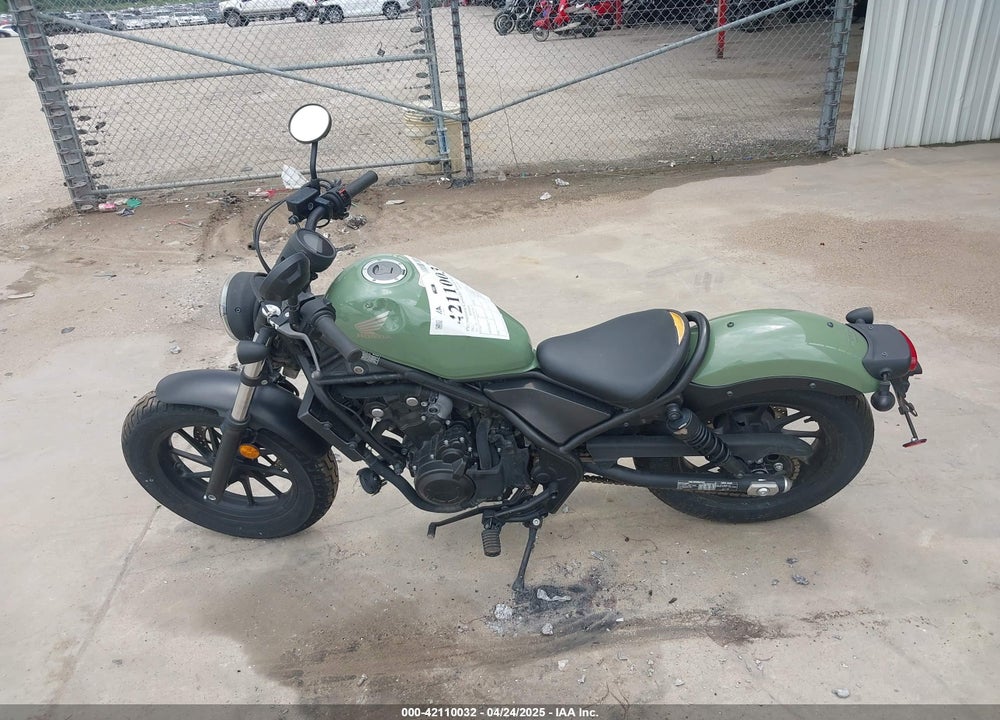 2022 HONDA CMX500 VIN: MLHPC5602N5500212