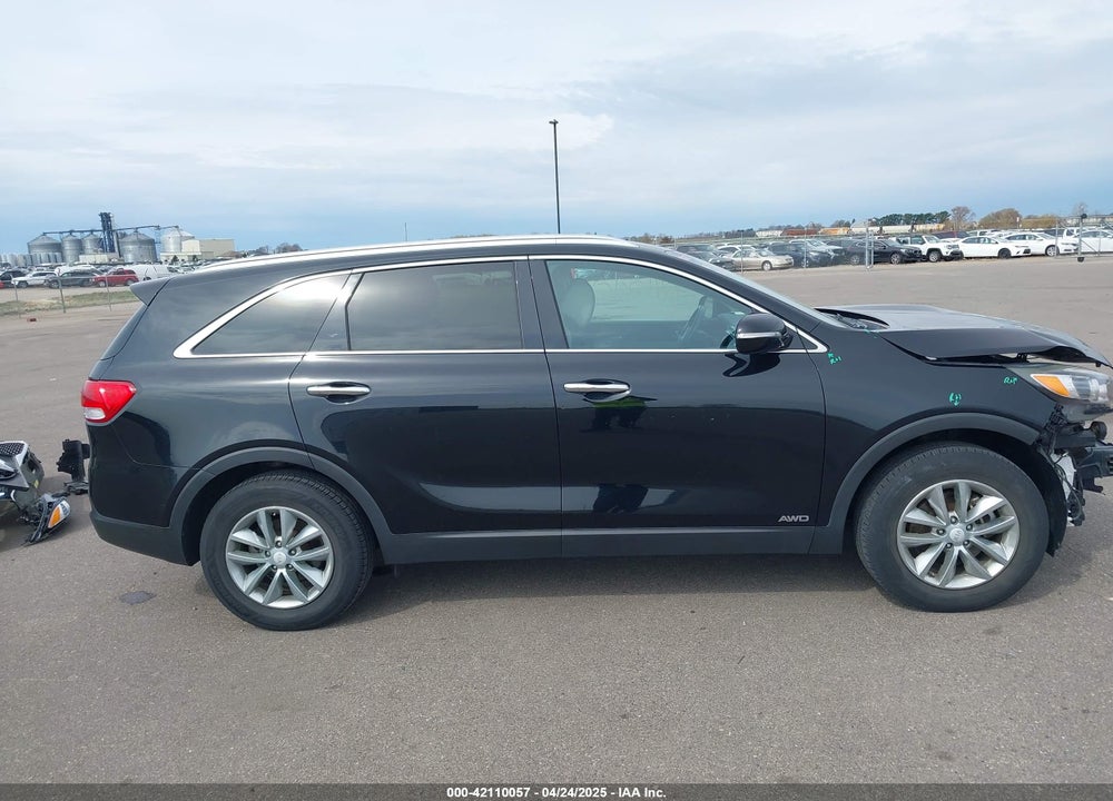 2017 KIA SORENTO VIN: 5XYPGDA32HG203519