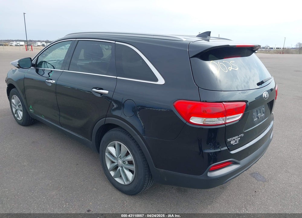 2017 KIA SORENTO VIN: 5XYPGDA32HG203519