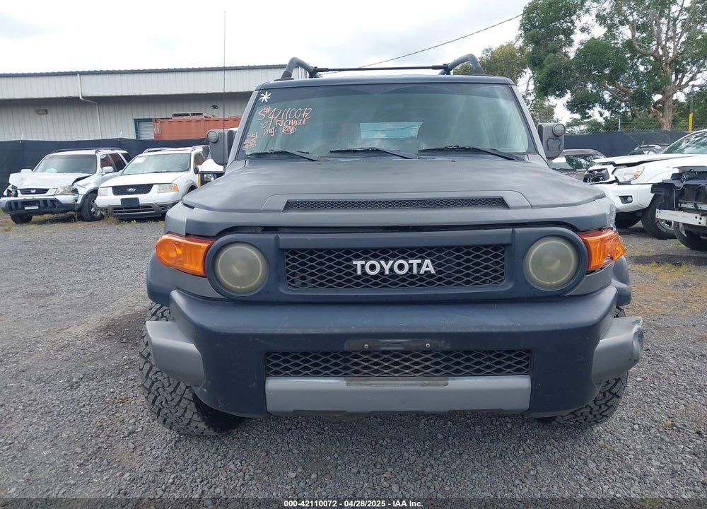 2007 TOYOTA FJ CRUISER VIN: JTEBU11F470061816