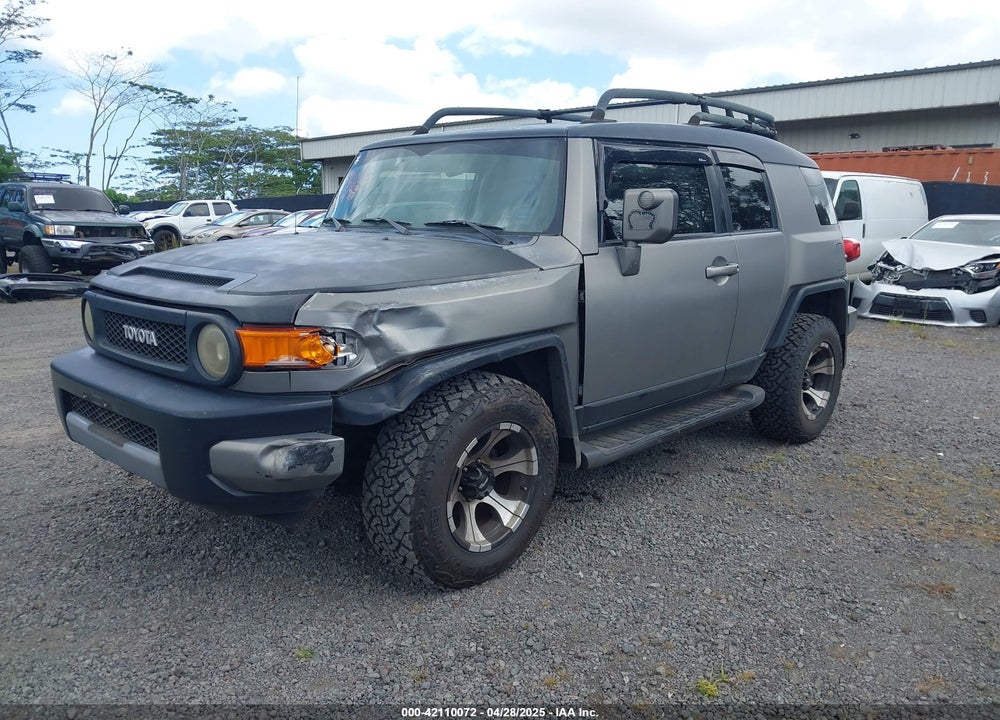2007 TOYOTA FJ CRUISER VIN: JTEBU11F470061816