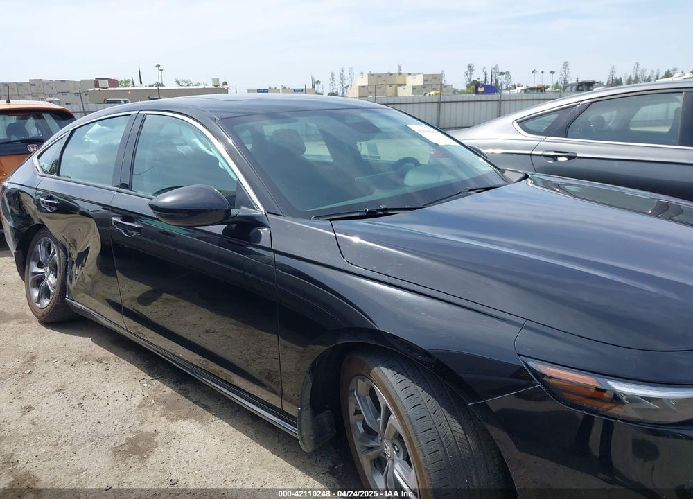 2024 HONDA ACCORD HYBRID EX-L VIN: 1HGCY2F61RA061640