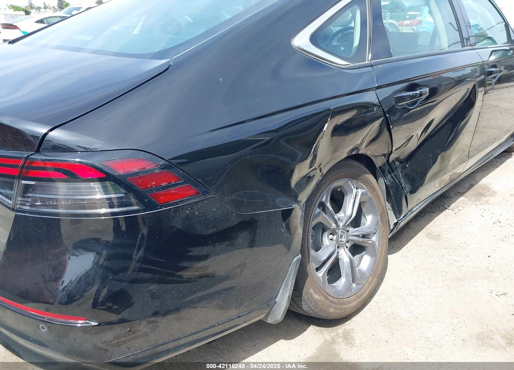 2024 HONDA ACCORD HYBRID EX-L VIN: 1HGCY2F61RA061640
