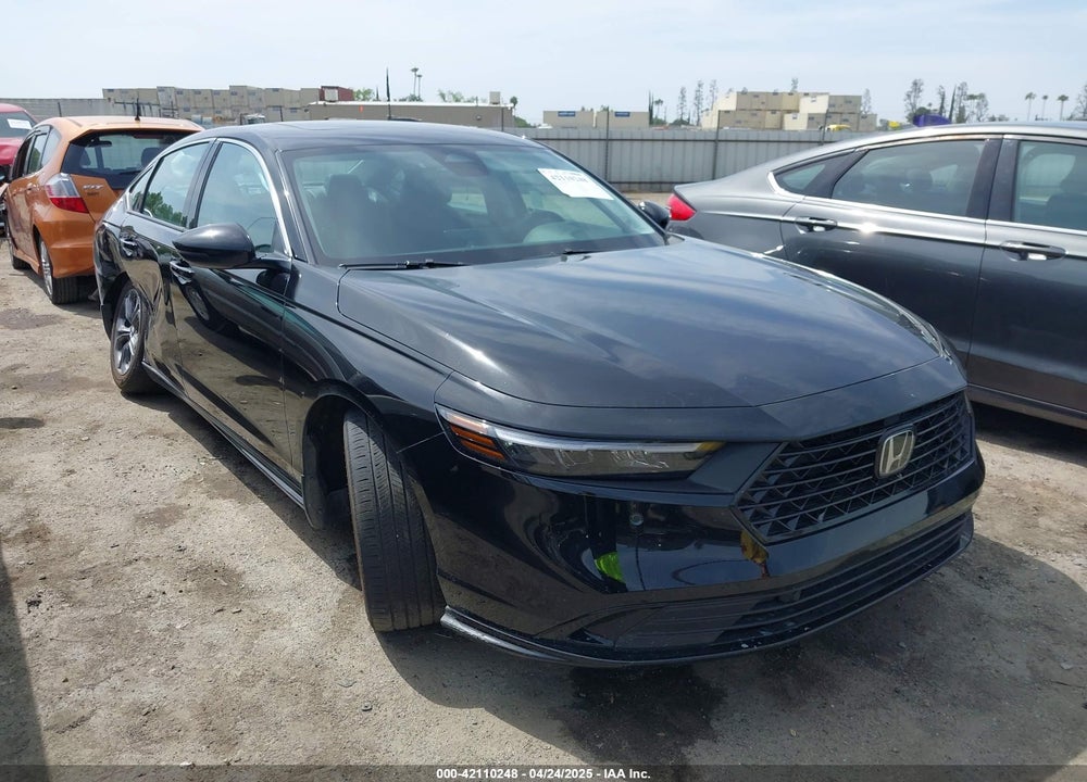 2024 HONDA ACCORD HYBRID EX-L VIN: 1HGCY2F61RA061640