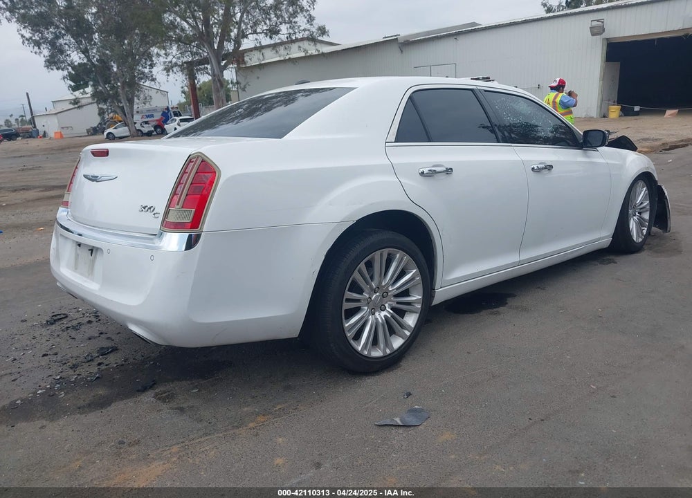 2011 CHRYSLER 300C VIN: 2C3CA6CT4BH579743