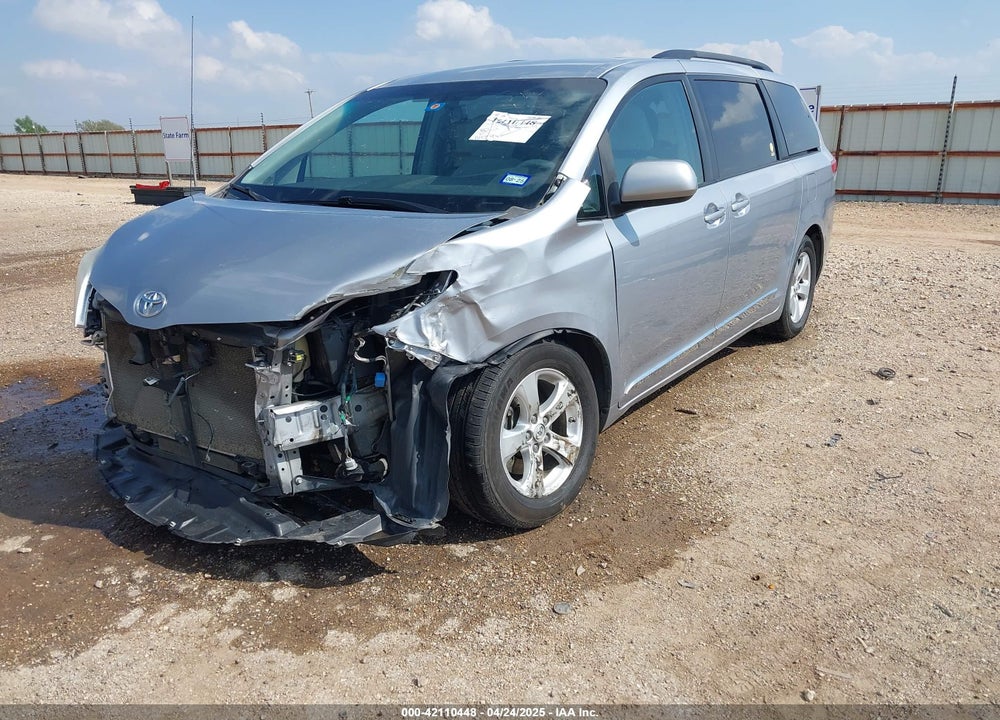 2013 TOYOTA SIENNA LE V6 8 PASSENGER VIN: 5TDKK3DC2DS389090