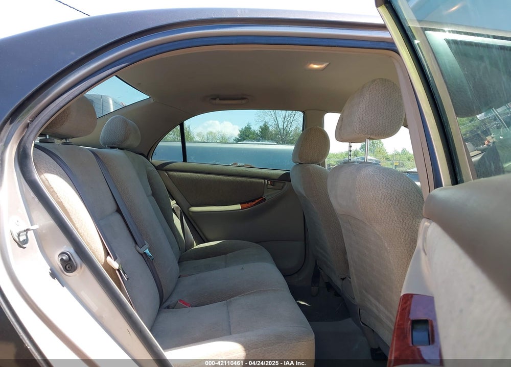 2003 TOYOTA COROLLA LE VIN: 1NXBR32E83Z045401