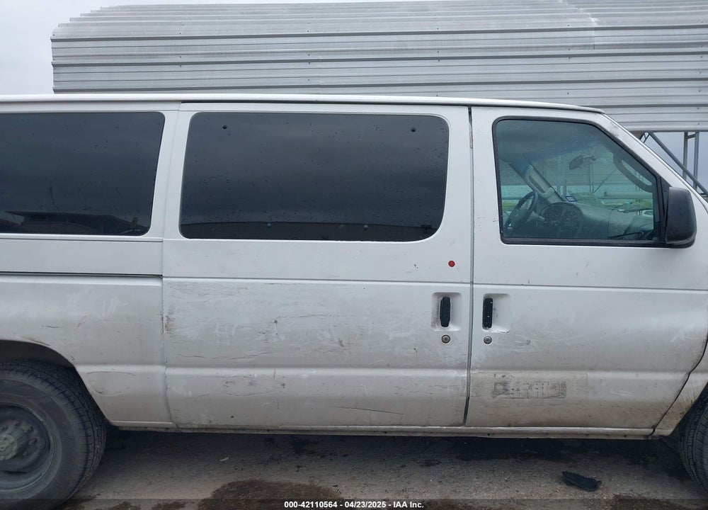 2008 FORD E-350 SUPER DUTY XL/XLT VIN: 1FBNE31L98DB23757