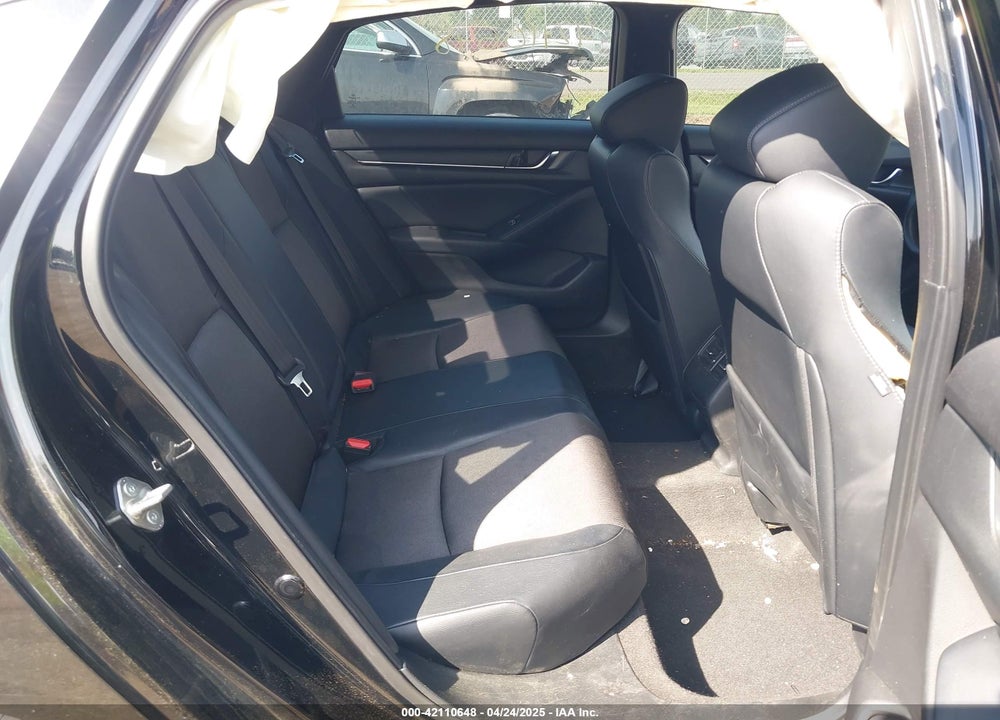 2018 HONDA ACCORD VIN: 1HGCV2F37JA011456