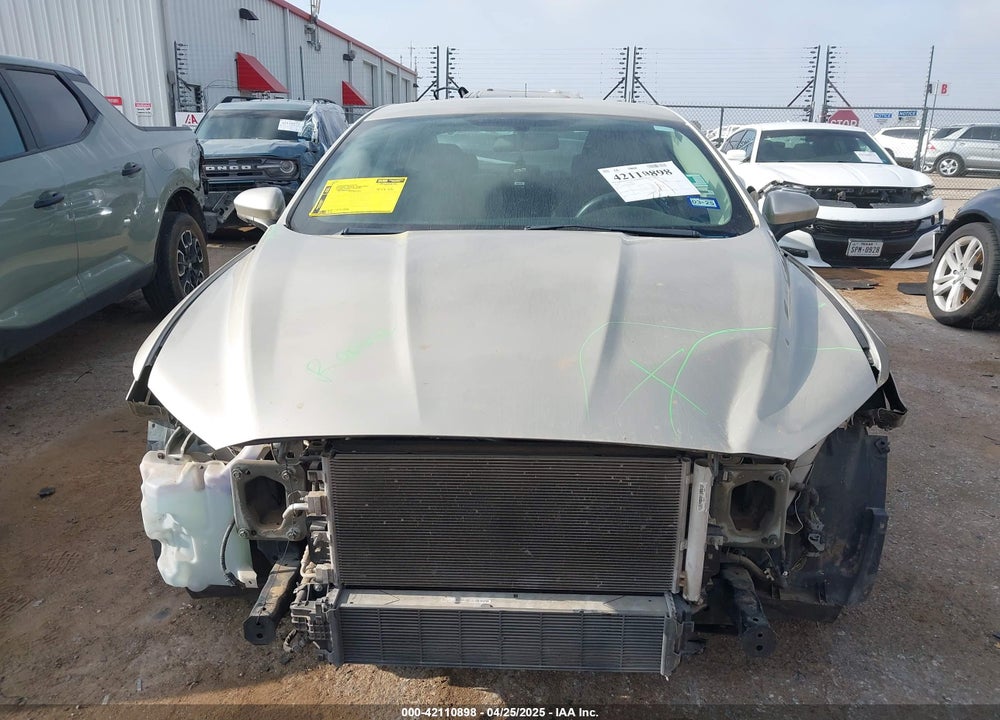 2018 FORD FUSION SE VIN: 3FA6P0HD6JR284836