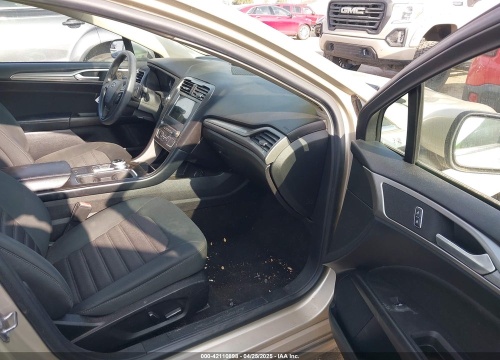 2018 FORD FUSION SE VIN: 3FA6P0HD6JR284836
