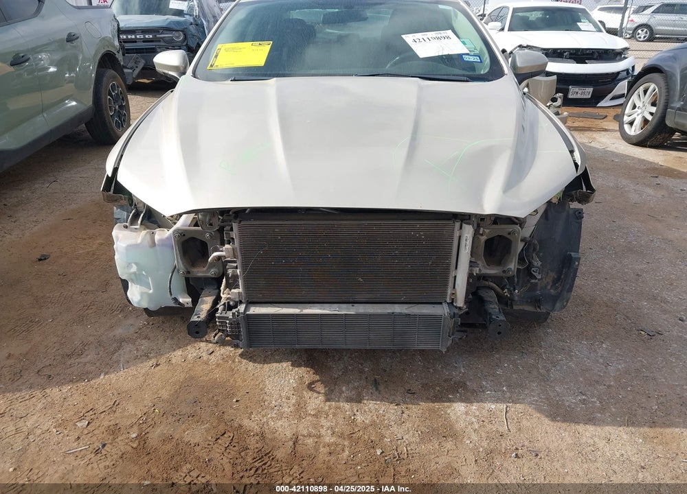 2018 FORD FUSION SE VIN: 3FA6P0HD6JR284836