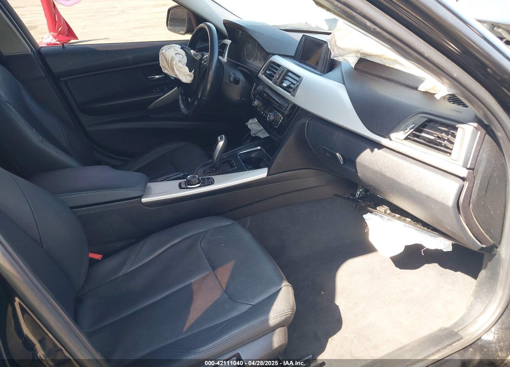 2016 BMW 320I VIN: WBA8A9C52GK618945
