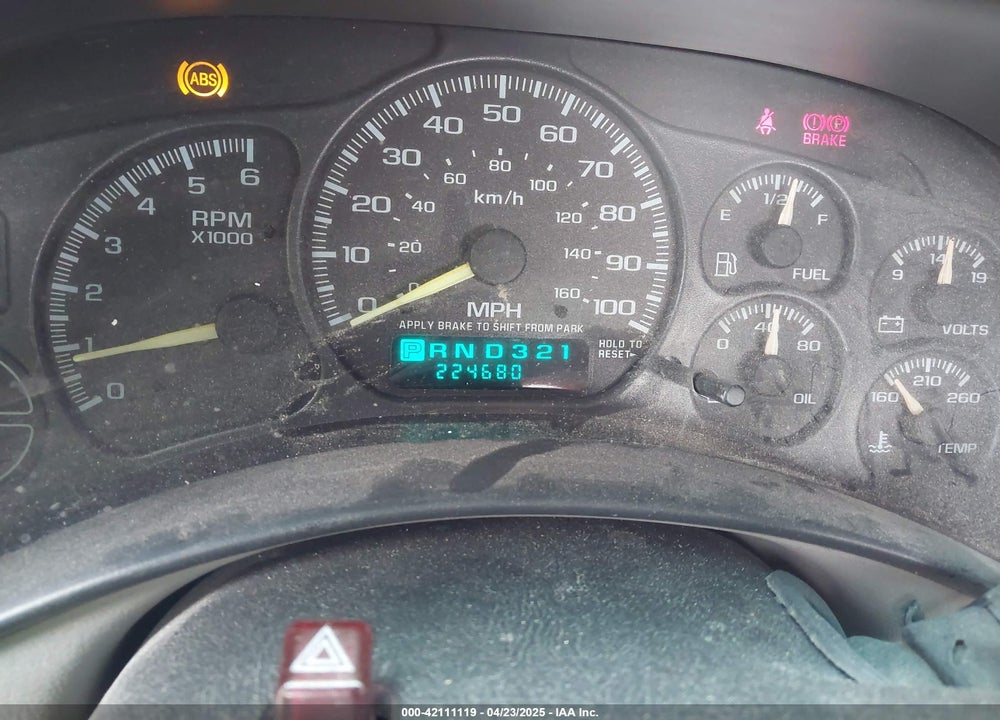 2000 GMC SIERRA 1500 SLE VIN: 1GTEC19T5YZ177442