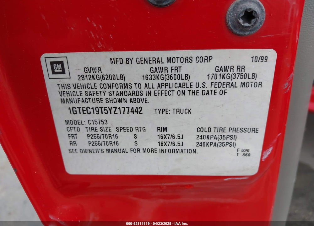 2000 GMC SIERRA 1500 SLE VIN: 1GTEC19T5YZ177442