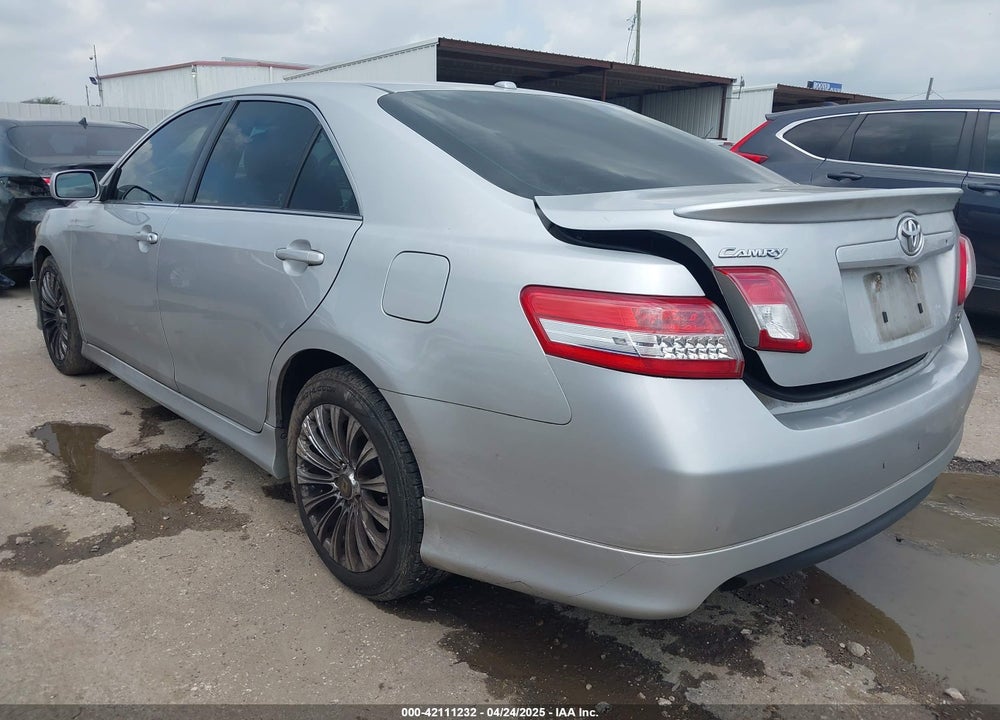 2011 TOYOTA CAMRY SE VIN: 4T1BF3EK5BU157713